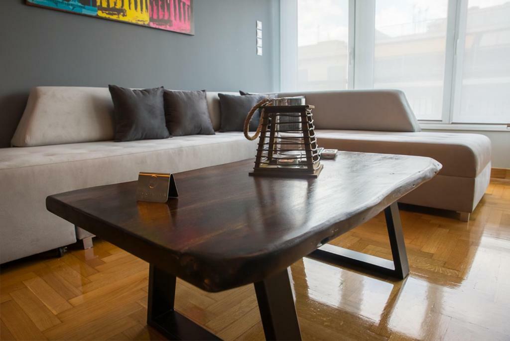 Апартаменты Modern & Stylish Apt At The Heart Of Афины Экстерьер фото