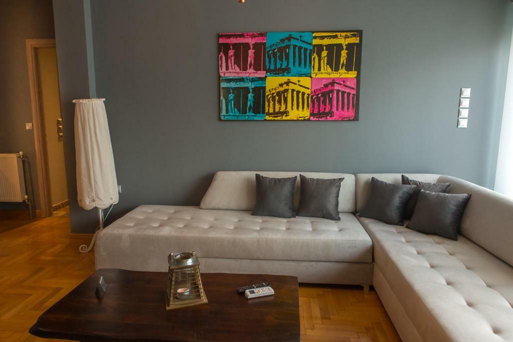 Апартаменты Modern & Stylish Apt At The Heart Of Афины Экстерьер фото