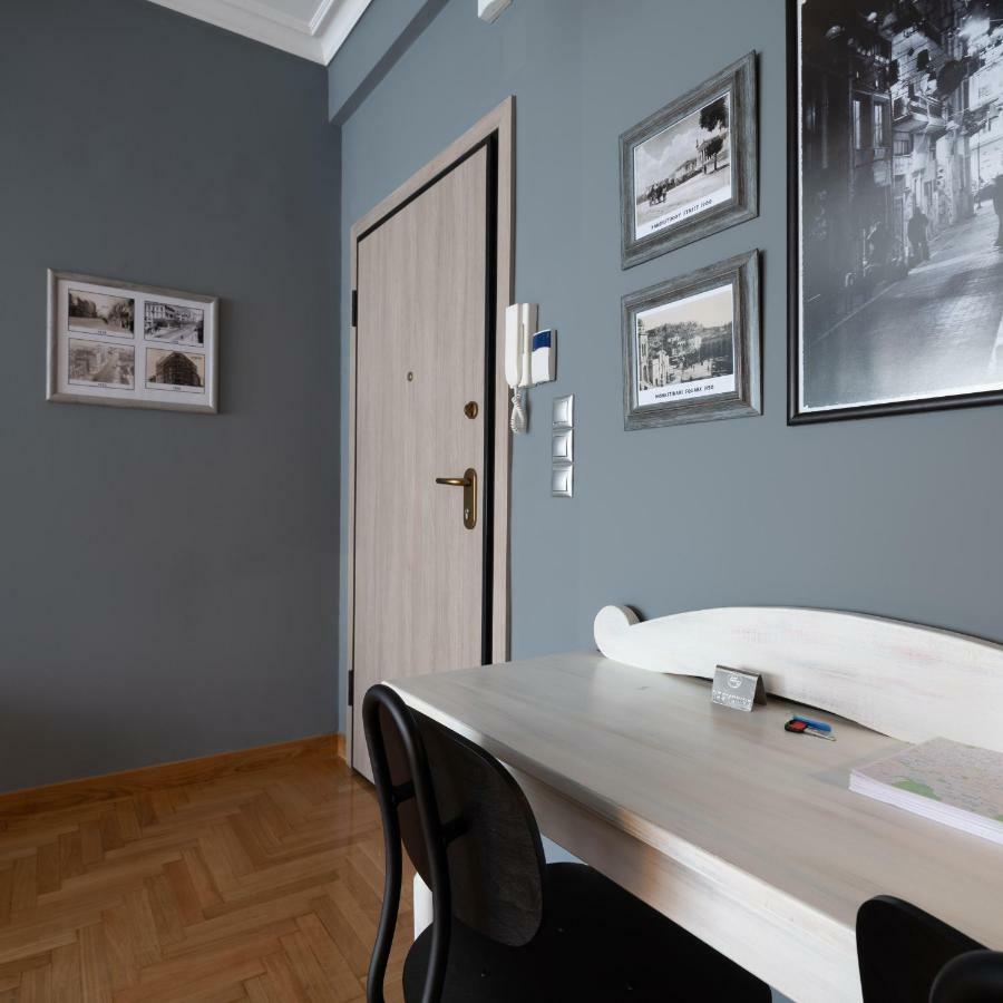 Апартаменты Modern & Stylish Apt At The Heart Of Афины Экстерьер фото